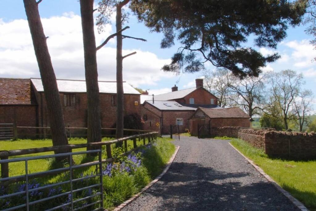 Upper Heath Farm - Stable Cottage Ludlow Craven Arms Exterior photo