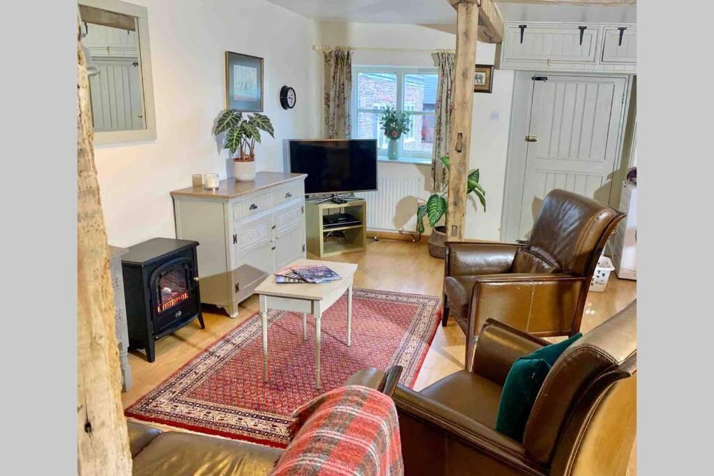 Upper Heath Farm - Stable Cottage Ludlow Craven Arms Exterior photo